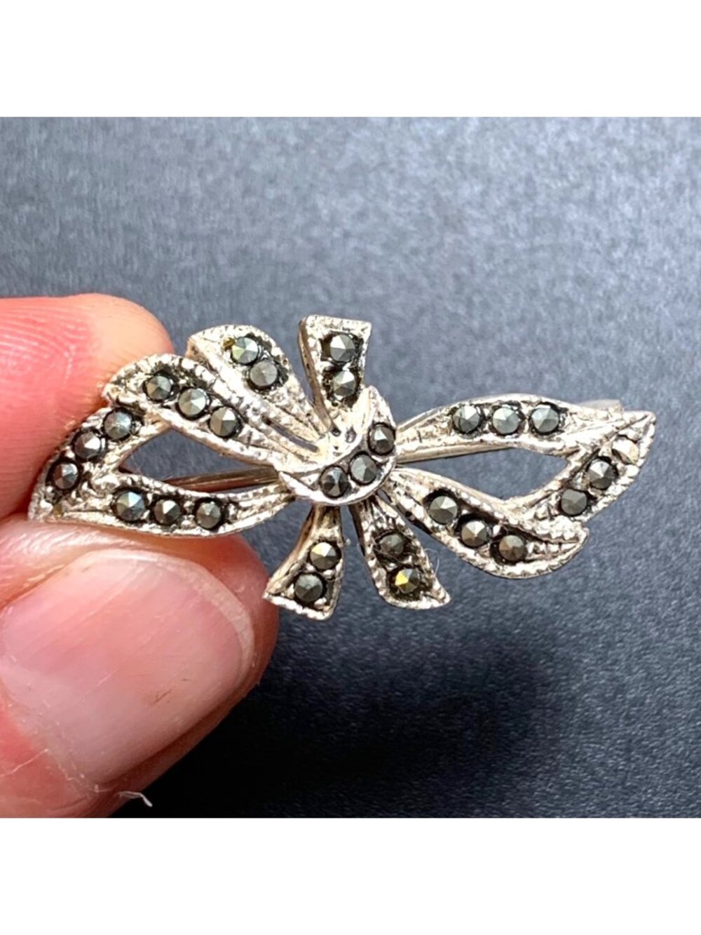Marcasite & Sterling Silver 925 Bow Design Vintage Brooch 1" Wide